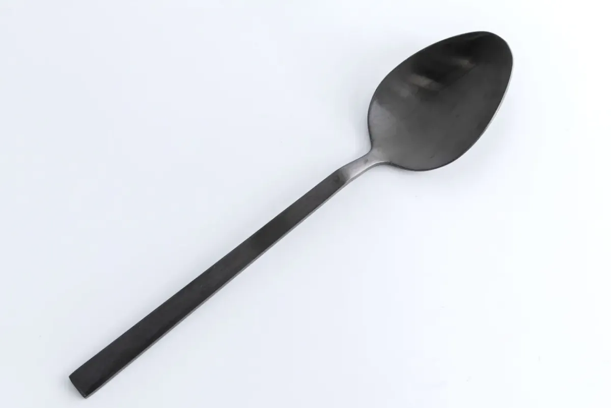 KARE24.se Bestick Gloria Matt Svart (16-part) - KARE Design Hot