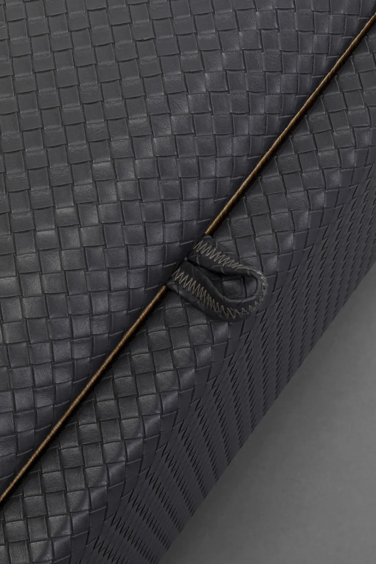 KARE24.se Bänk Venezia Storage - Flätad Svart 100cm - KARE Design Online
