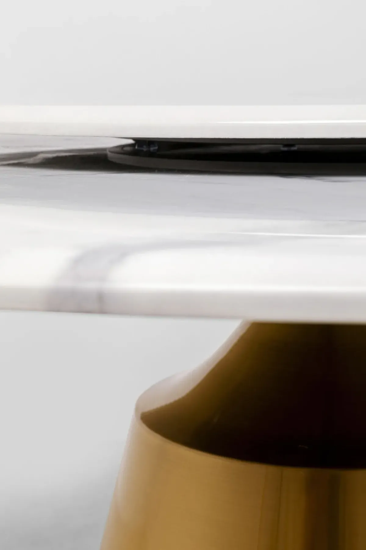 KARE24.se Bord Lucia, Ø165cm - KARE Design Online