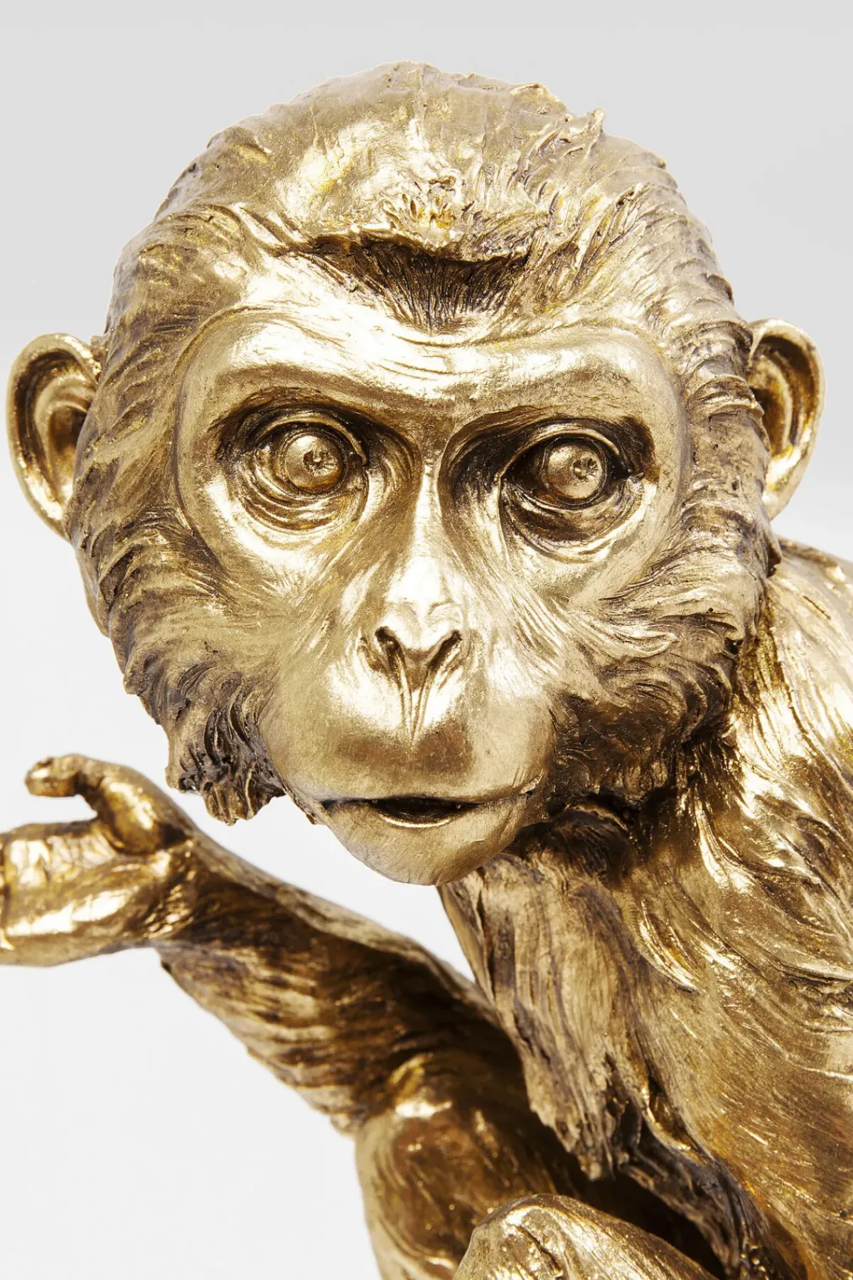 KARE24.se Dekor Circus Monkey - dekorfigur på piedestal, 109cm - KARE Design Clearance