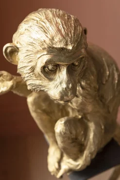 KARE24.se Dekor Circus Monkey - dekorfigur på piedestal, 109cm - KARE Design Clearance