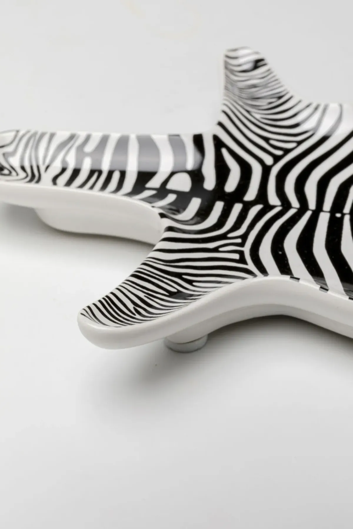 KARE24.se Dekorfat Zebra - Skål, 21x15cm - KARE Design Sale