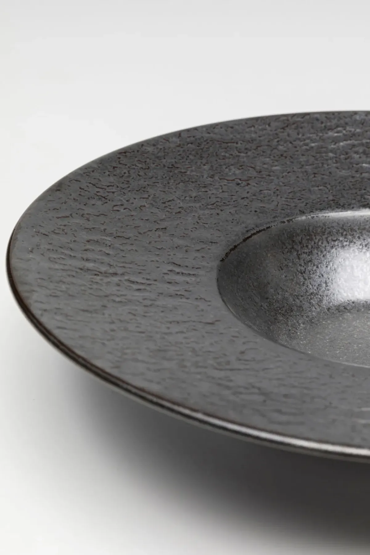 KARE24.se Djup Tallrik Cosmos - Svart Ø27cm - KARE Design