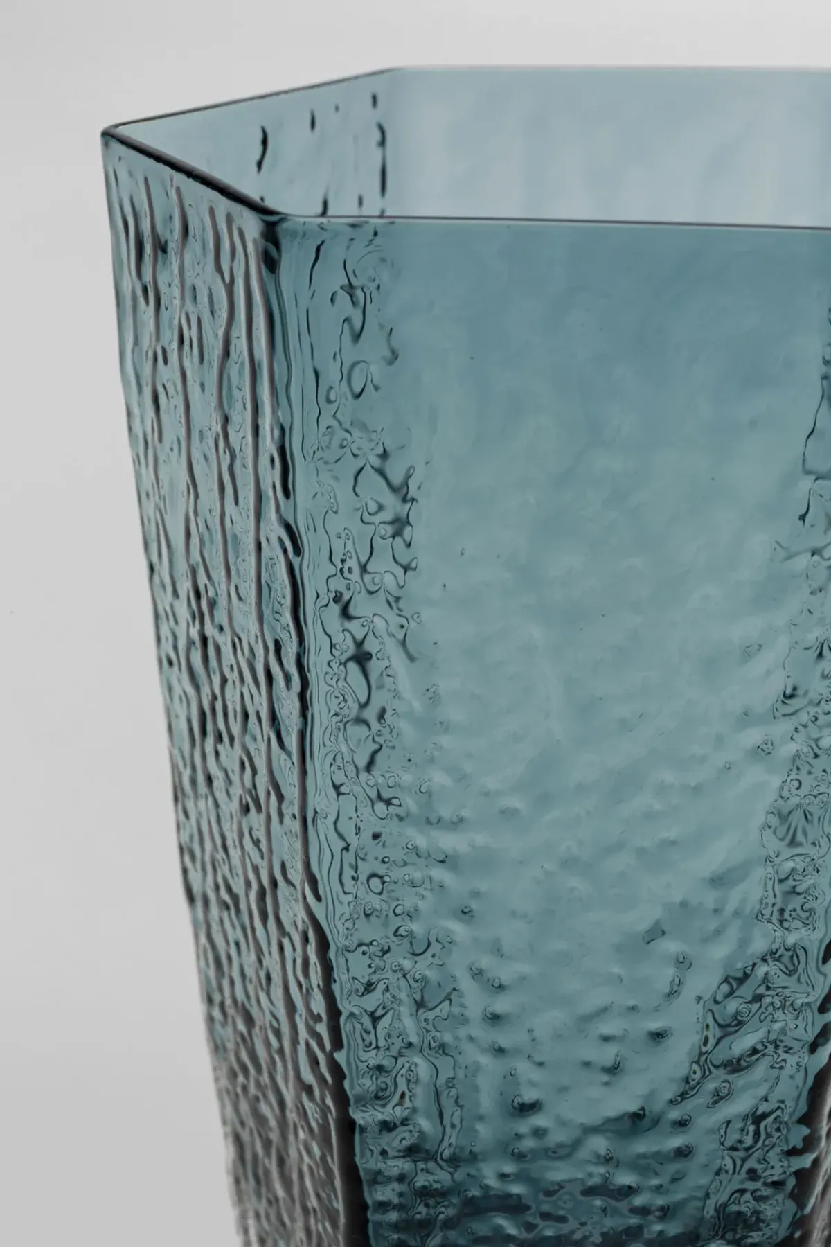 KARE24.se Dricksglas Cascata - Blå, Höjd 13,8cm - KARE Design Best