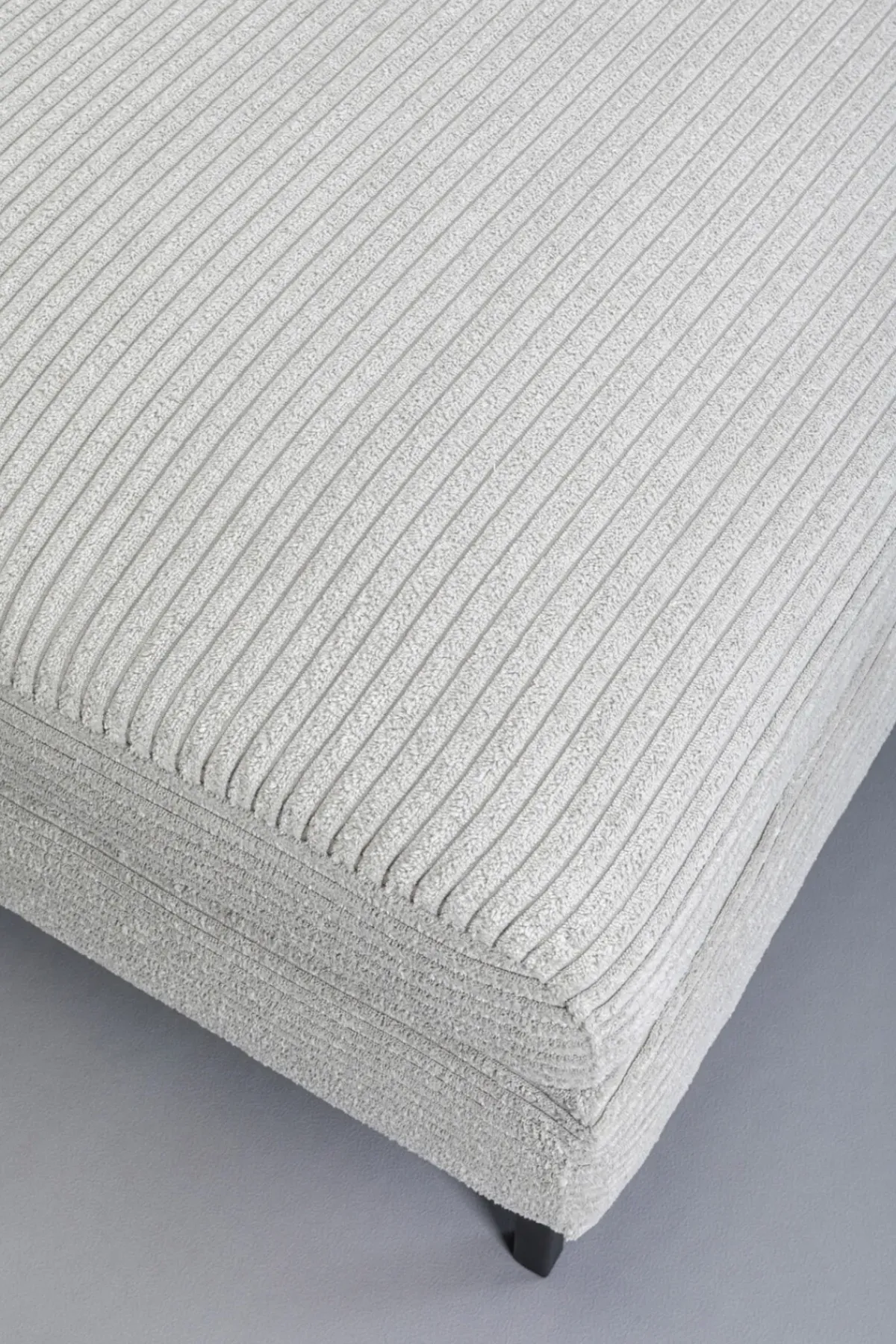 KARE24.se Fotpall Gianni - Grå - KARE Design Clearance