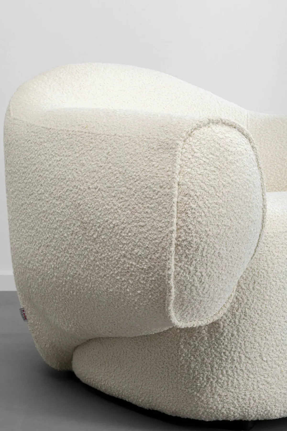 KARE24.se Fåtölj Dreamy - Boucle Cream - KARE Design Hot