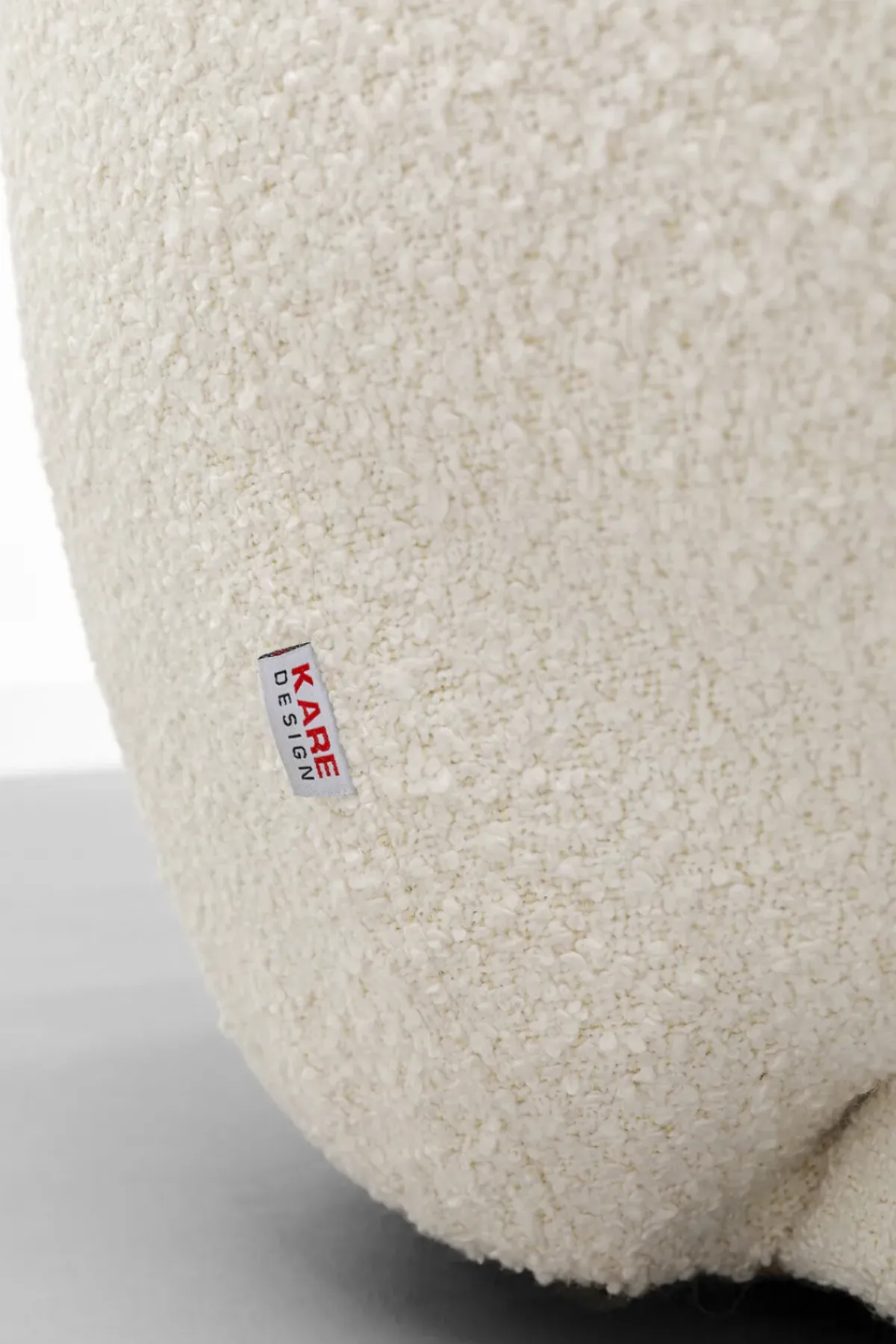 KARE24.se Fåtölj Dreamy - Boucle Cream - KARE Design Hot