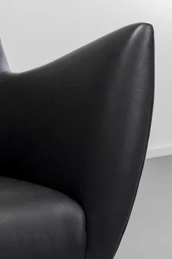 KARE24.se Fåtölj Goldfinger Smart - Svart Läder - KARE Design New