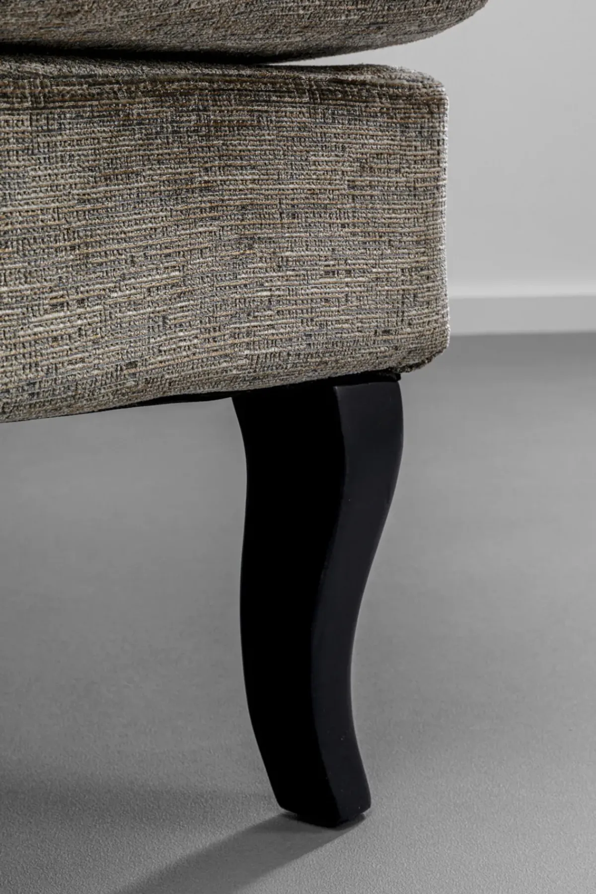 KARE24.se Fåtölj Granny - Grå - KARE Design Hot
