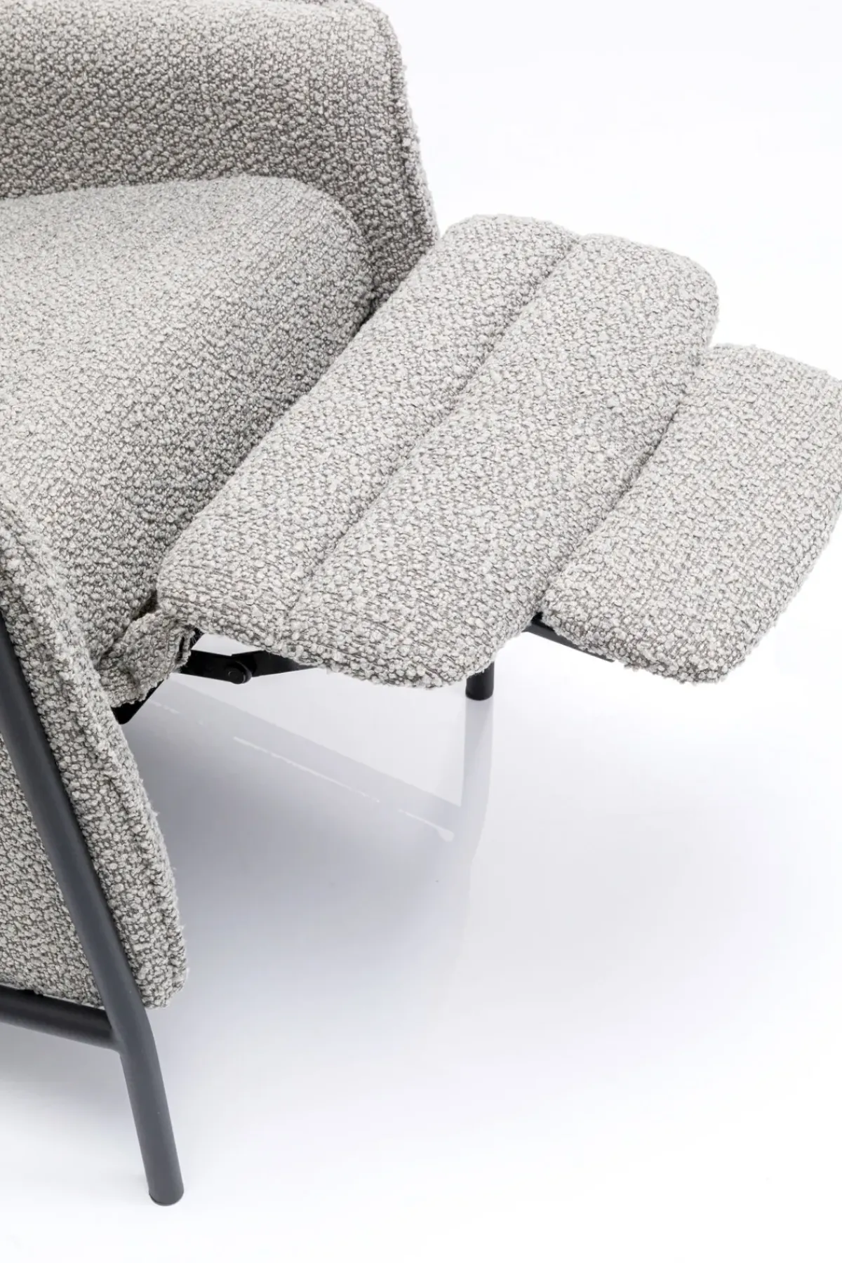 KARE24.se Fåtölj Nicky Grå - KARE Design Best