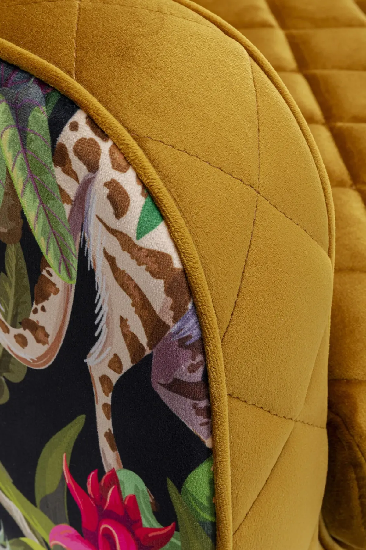 KARE24.se Fåtölj Nonna Jungle - KARE Design Online