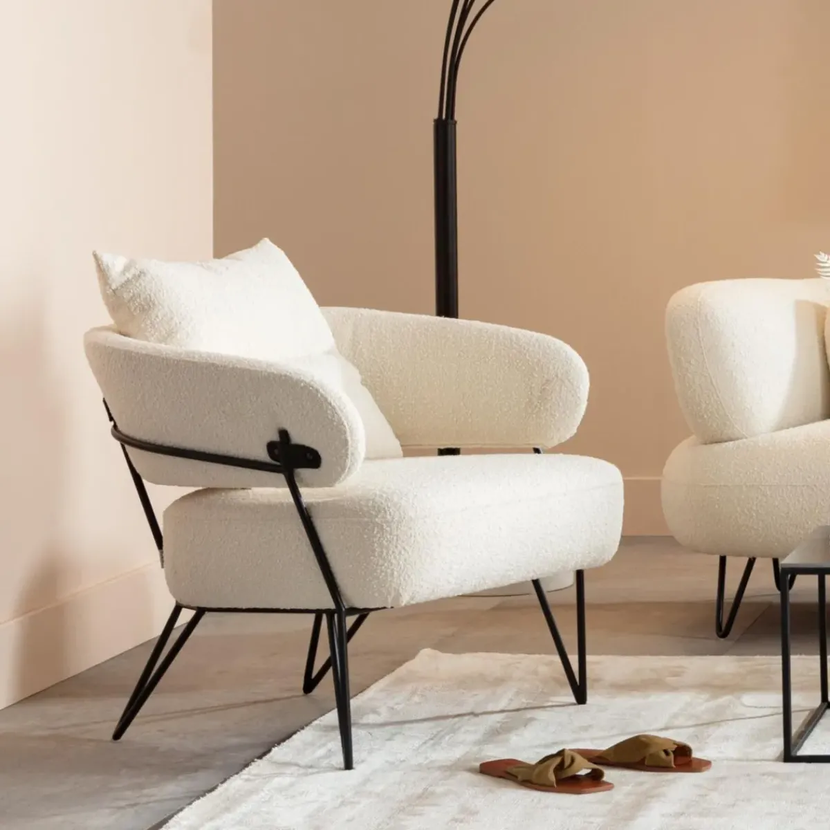 KARE24.se Fåtölj Peppo - Vit - KARE Design
