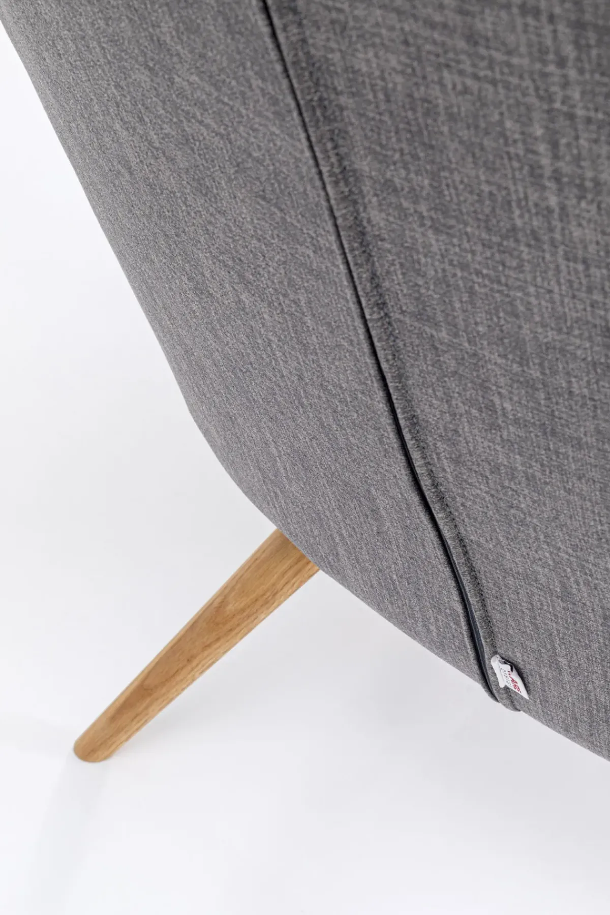 KARE24.se Fåtölj Vicky - Grå/Träben - KARE Design Online