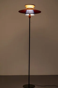 KARE24.se Golvlampa Riva - 160cm - KARE Design Sale