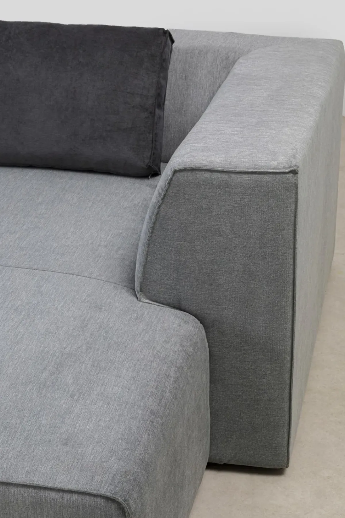 KARE24.se Hörnsoffa Infinity - Grå Höger, 306x182cm - KARE Design Outlet