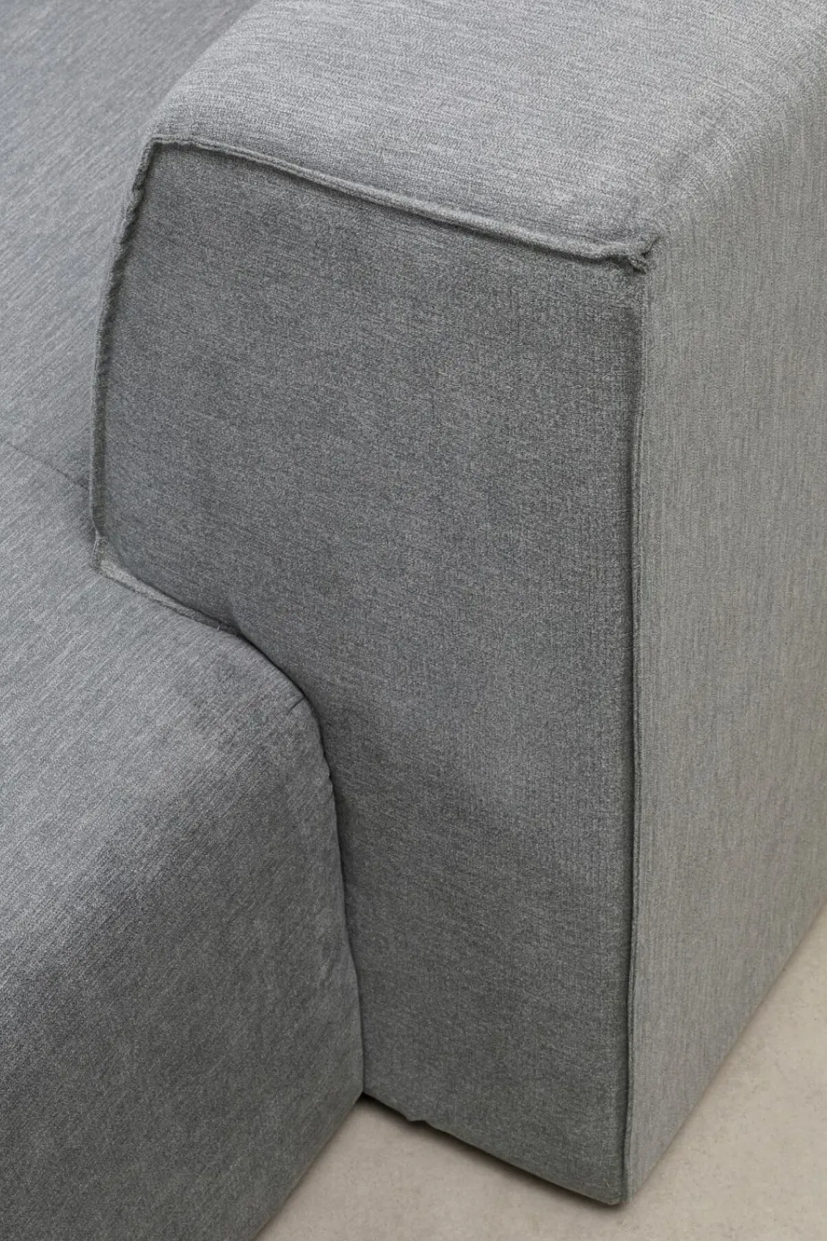 KARE24.se Hörnsoffa Infinity - Grå Höger, 306x182cm - KARE Design Outlet
