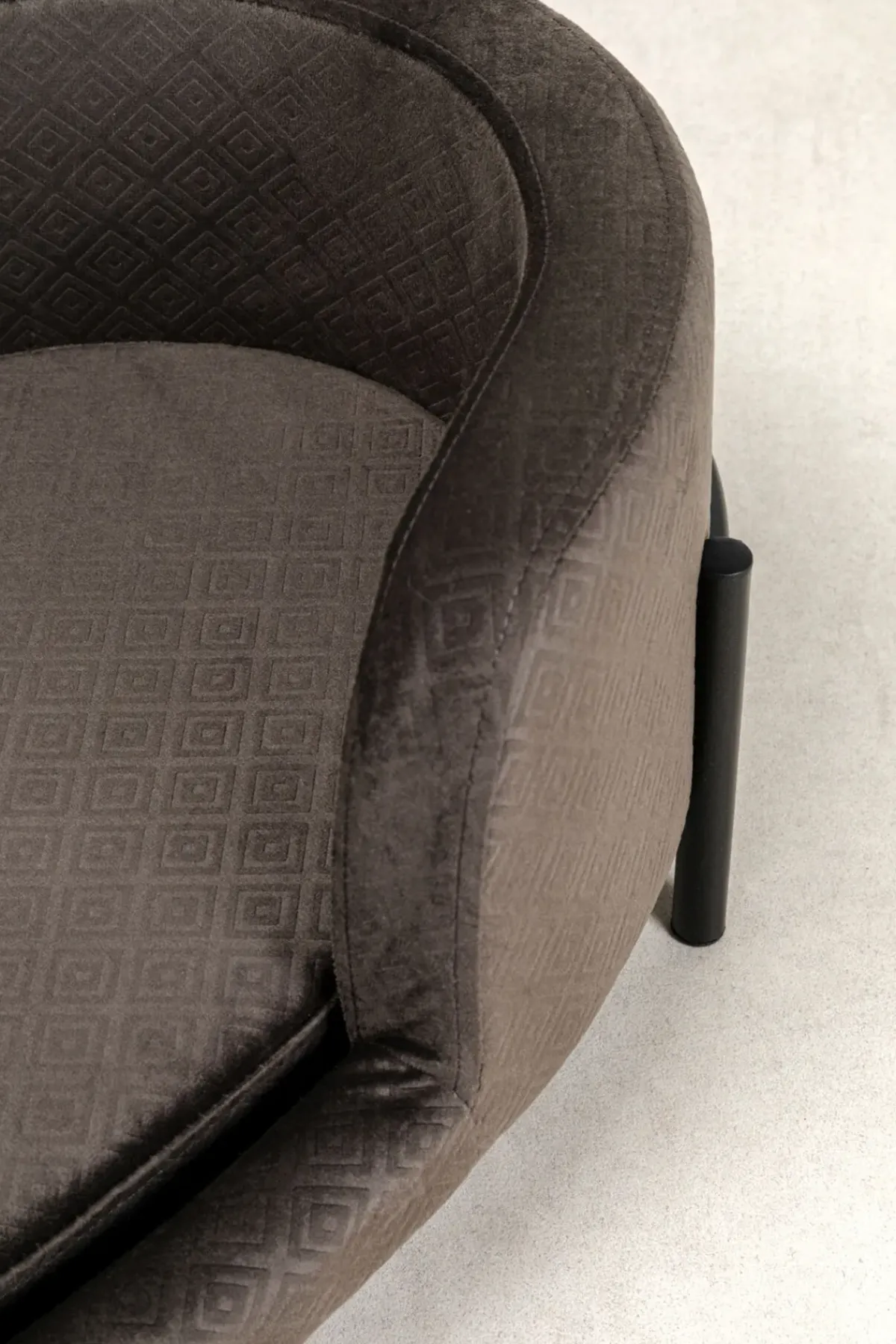 KARE24.se Hundbädd/Kattbädd Dream Day - Grå - KARE Design Hot