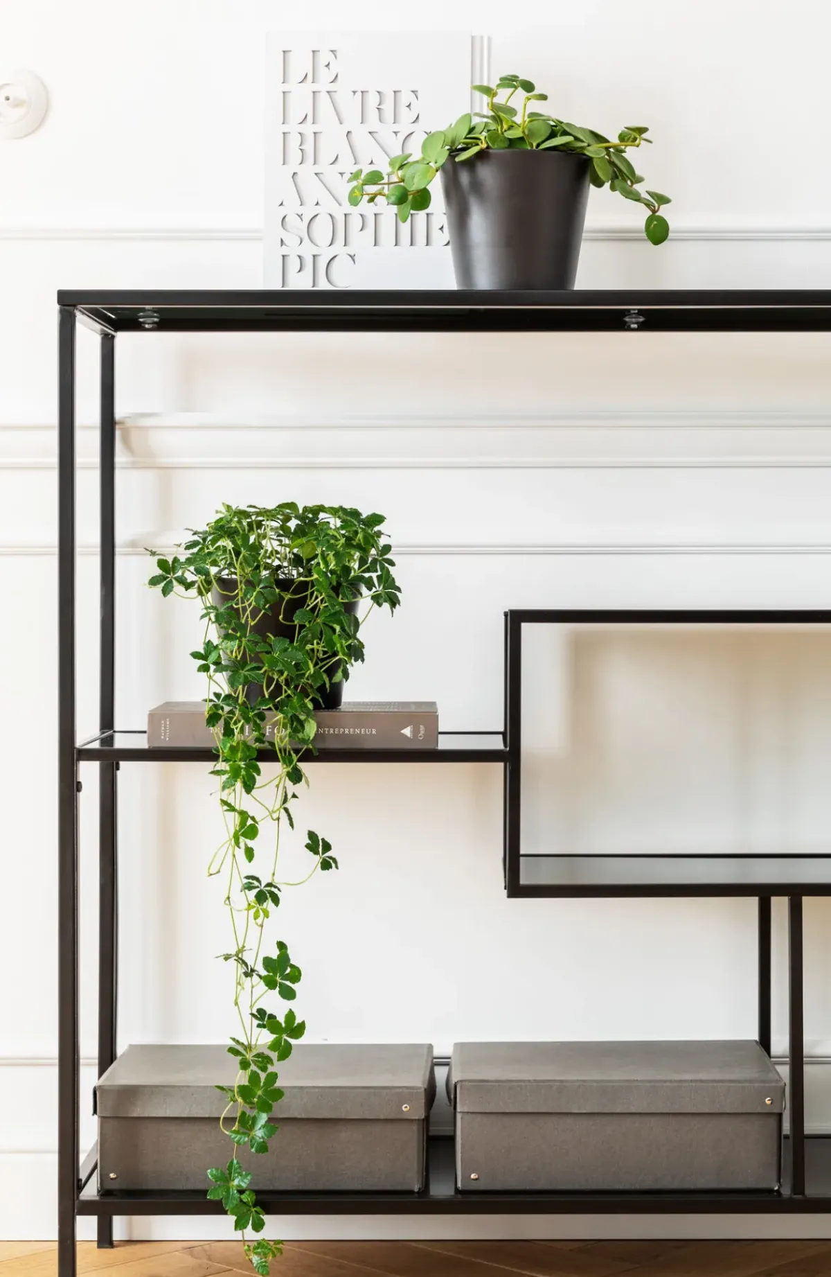 KARE24.se Hylla Loft - Öppen Bokhylla/Sideboard i Svart, 100x115cm - KARE Design Best