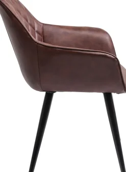 KARE24.se Karmstol Harry - Stol i Brunt Konstläder med Armstöd - KARE Design Outlet