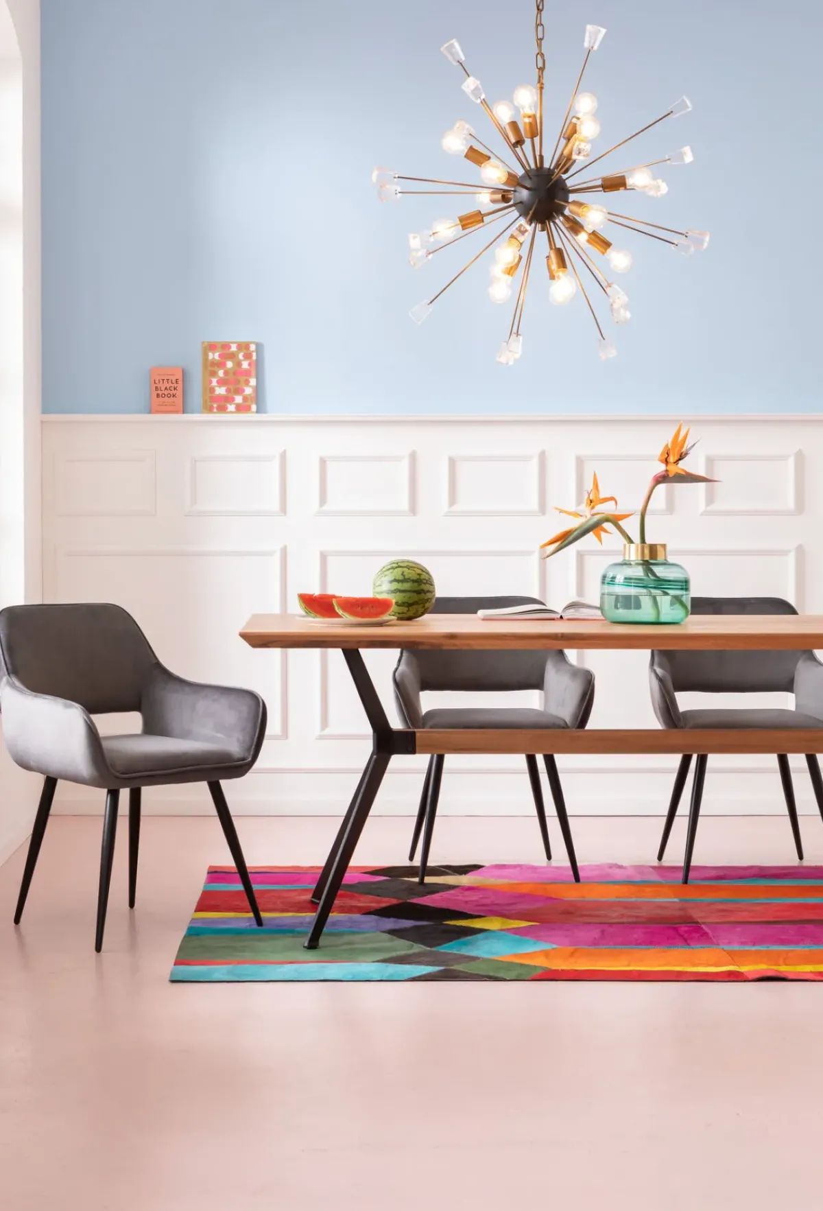 KARE24.se Karmstol San Fransisco - Stol med Armstöd - Grå Sammet/Svart - KARE Design Outlet