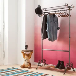KARE24.se Klädhängare Cosmopolitan - 12 Galgar/Skohylla, 176x102cm - KARE Design New