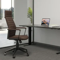 KARE24.se Kontorsstol Labora Hög - Snurrstol på Hjul, Brun Konstläder - KARE Design Hot