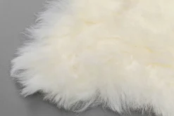KARE24.se Lammskinn Heidi Vit 85x65cm - KARE Design Online