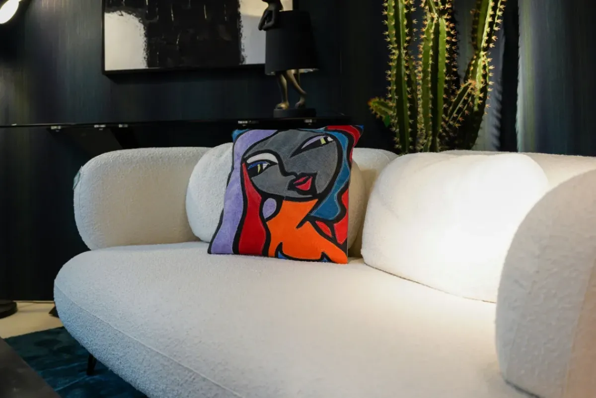 KARE24.se Prydnadskudde Monique Purple Hair, 40x40cm - KARE Design Outlet