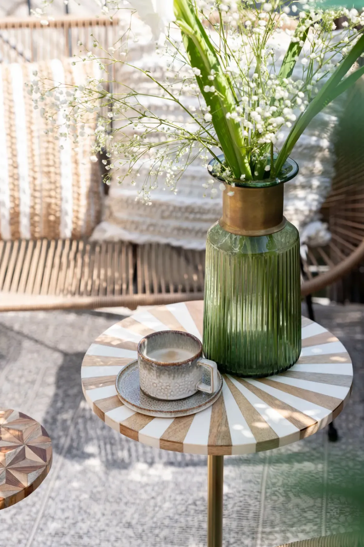 KARE24.se Sidobord Domero Cirque - Guld/Vit Ø40cm - KARE Design Sale