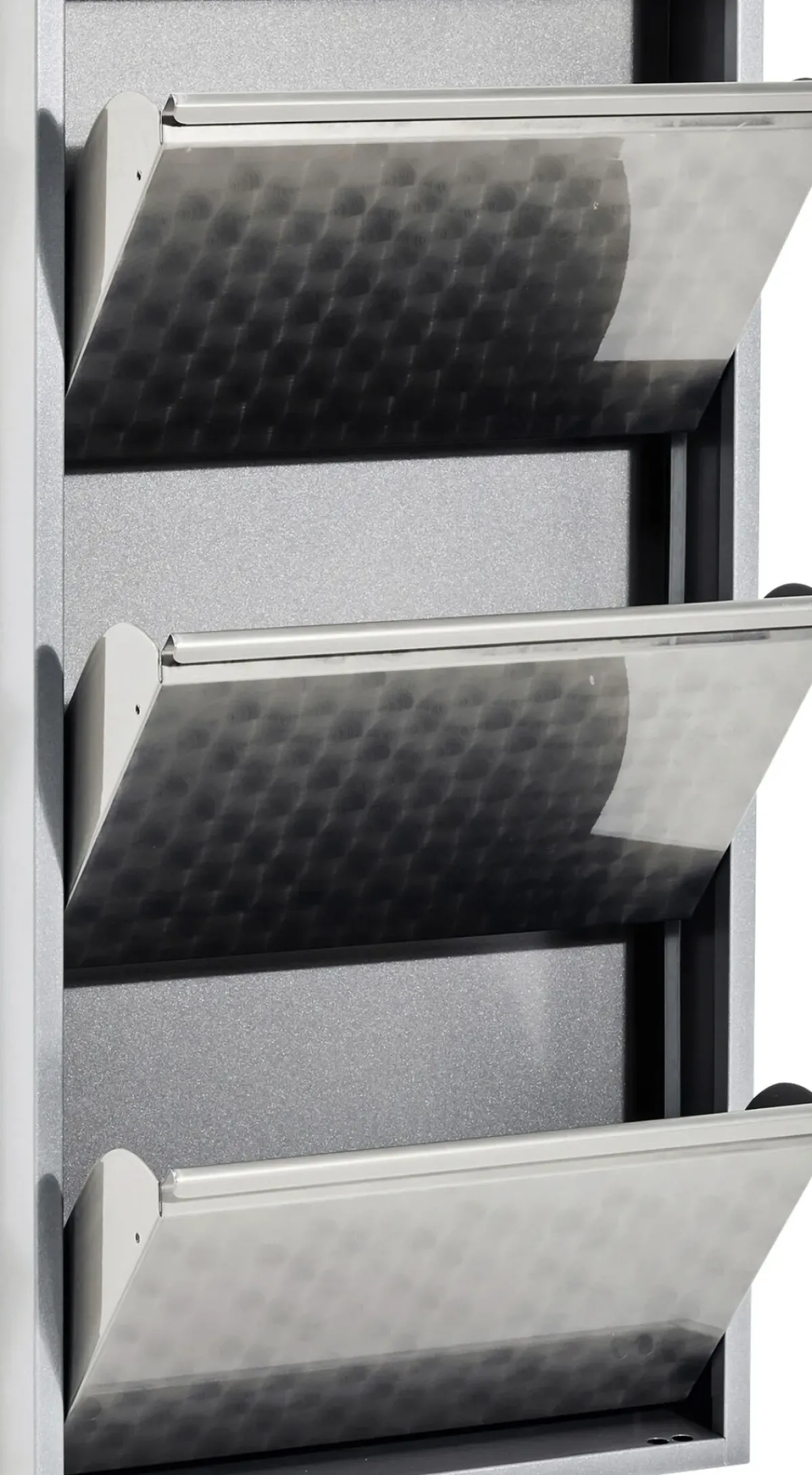 KARE24.se Skoskåp Caruso - Borstad Metall, 103x50cm - 3 Lådor - KARE Design Discount