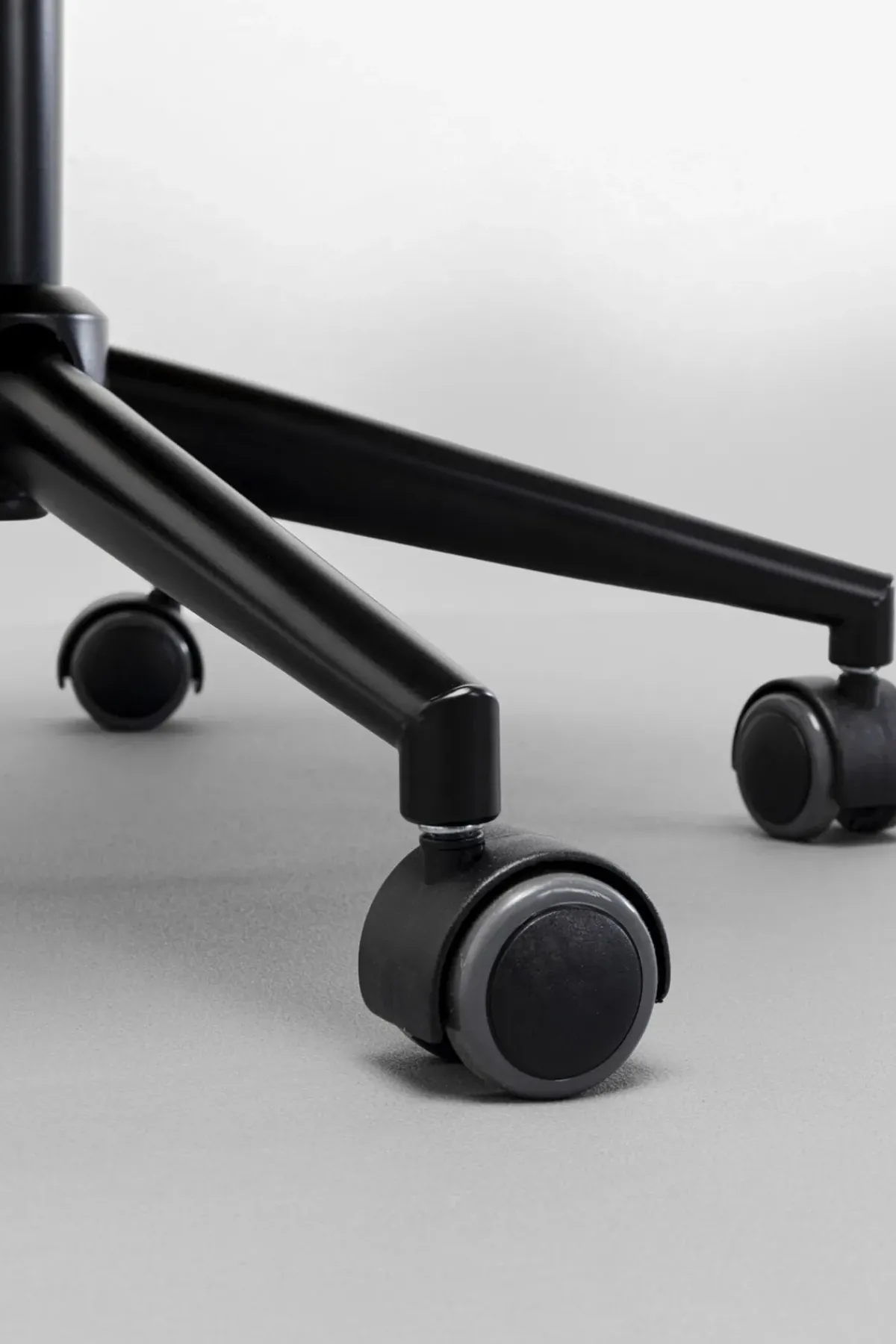KARE24.se Skrivbordsstol Nelly - Svart - KARE Design New