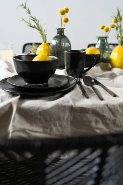 KARE24.se Tallrik Organic - Stengods Svart Ø20cm - KARE Design Hot