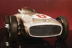 KARE24.se Tavla Racing Car LED, 80x120cm - KARE Design Online