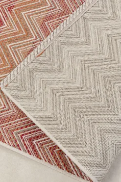 KARE24.se Uterumsmatta Zigzag - Röd, 330x230cm - KARE Design Online